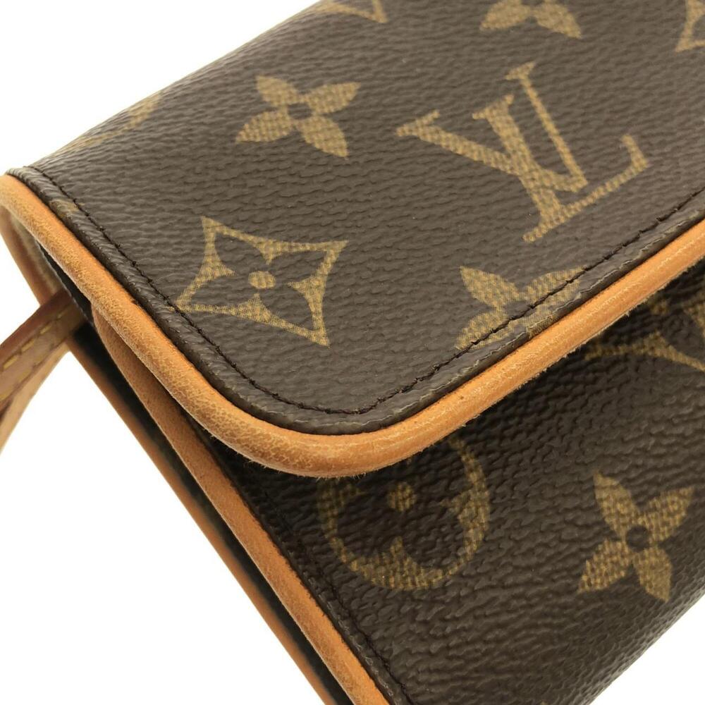LOUIS VUITTON Brown Monogram Pochette Shoulder Bag - Picture 4 of 10